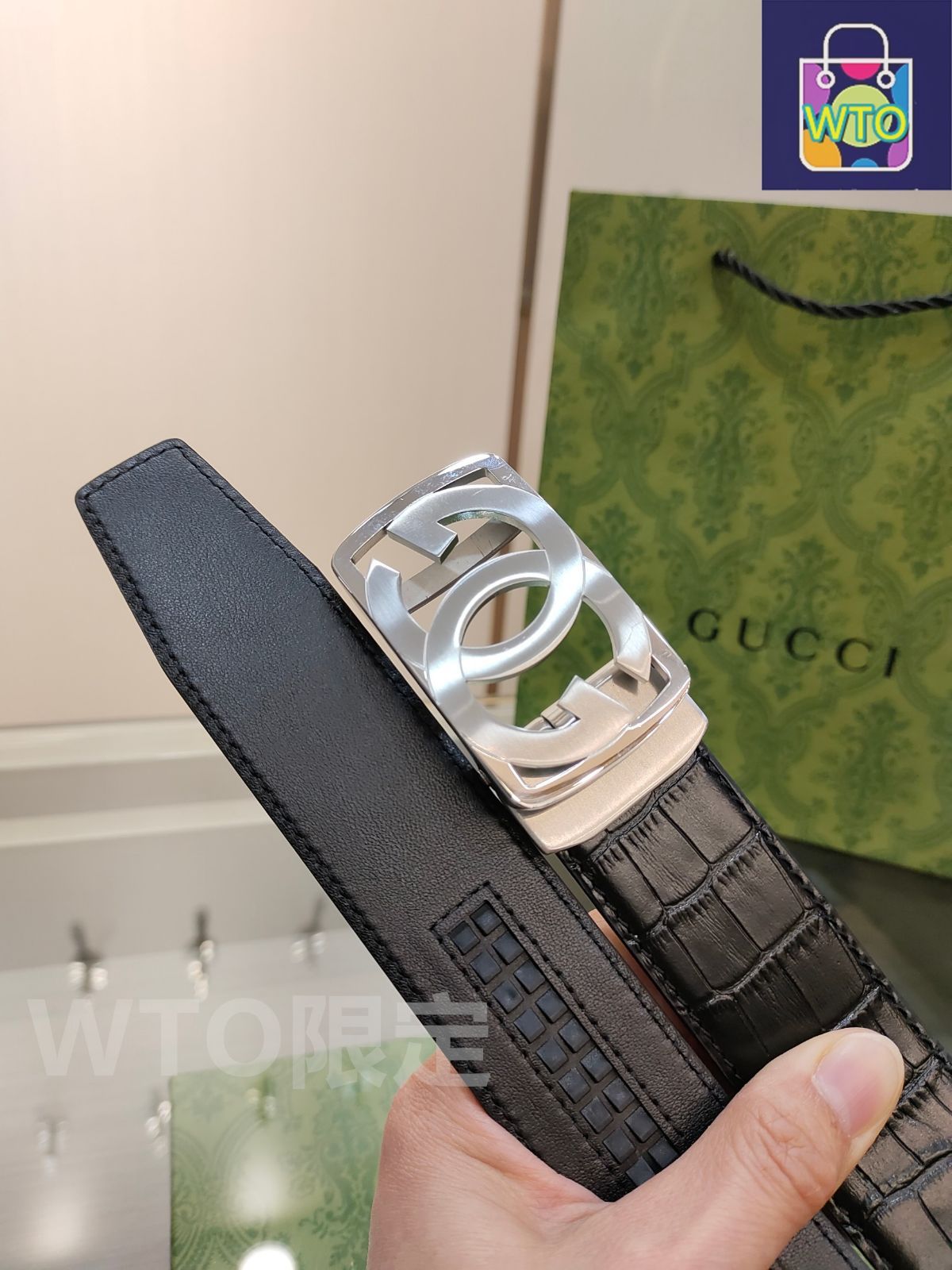 今日特価】Gucci メンズオートロックレザーベルト - メルカリ