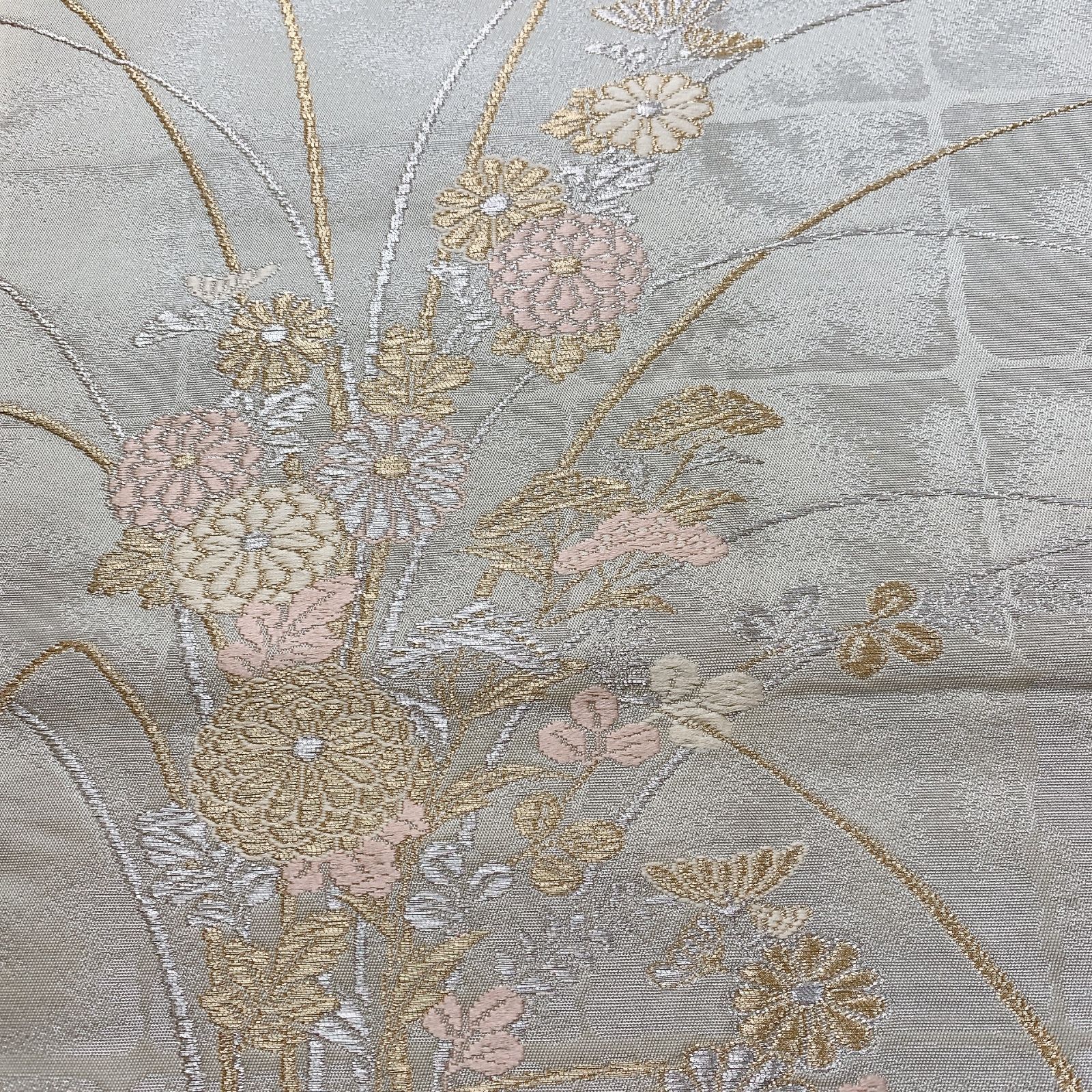 A 菊花模様 銀駒刺繍 銀色 太鼓 正絹 フォーマルな袋帯 A 菊花模様 銀駒刺繍 銀色 太鼓 正絹 フォーマルな袋帯