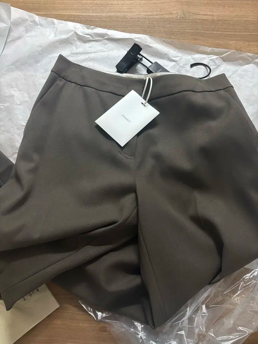 ストレートフィット