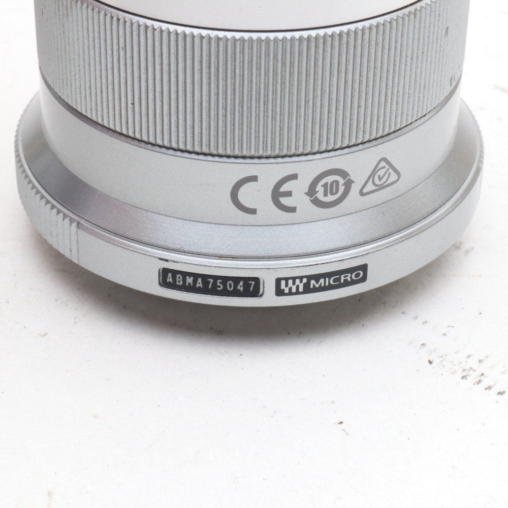 OLYMPUS 単焦点レンズ M.ZUIKO DIGITAL 45mm F1.8 シルバー - メルカリ