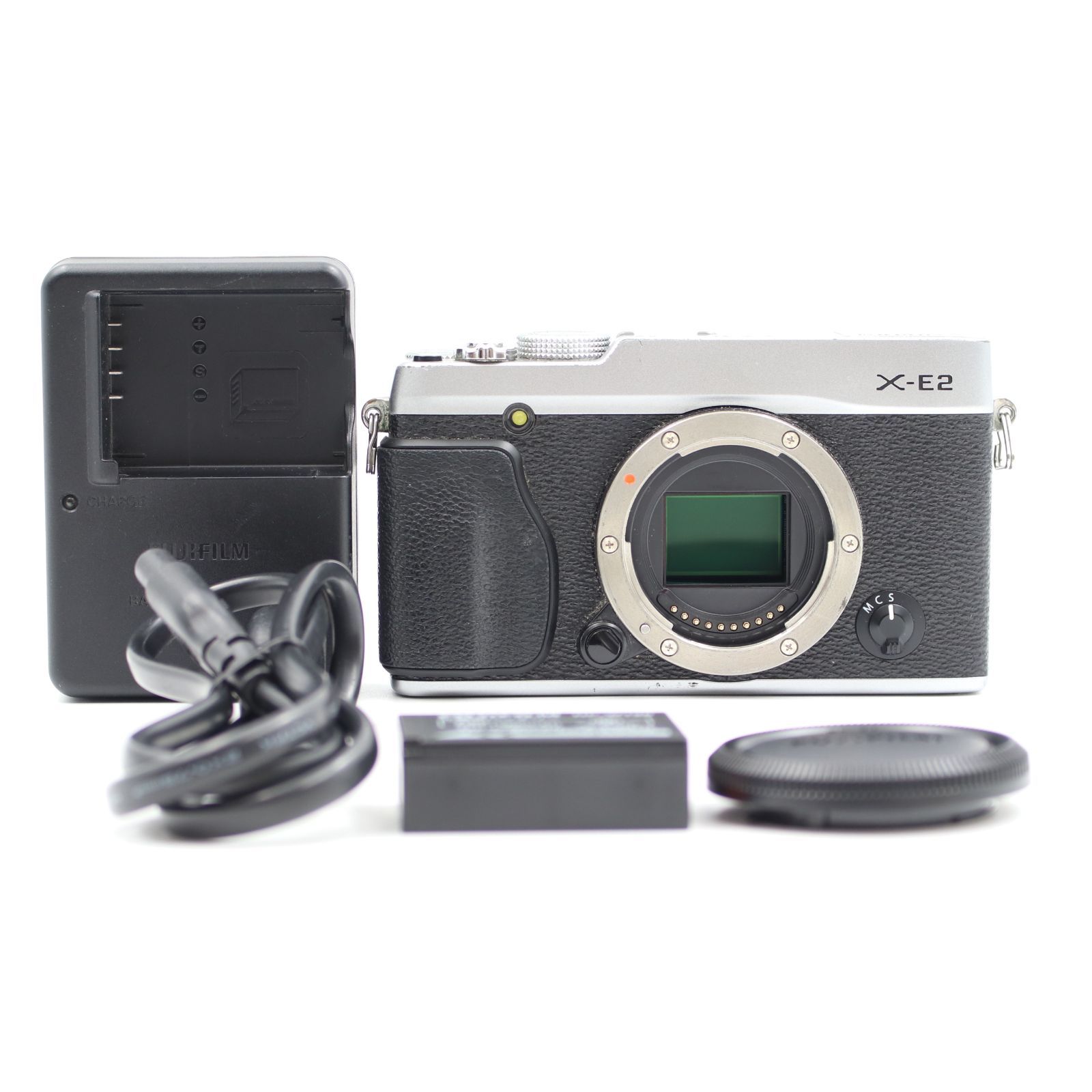 □良品□ FUJIFILM X-E2 ボディ シルバー ミラーレス一眼カメラ 富士