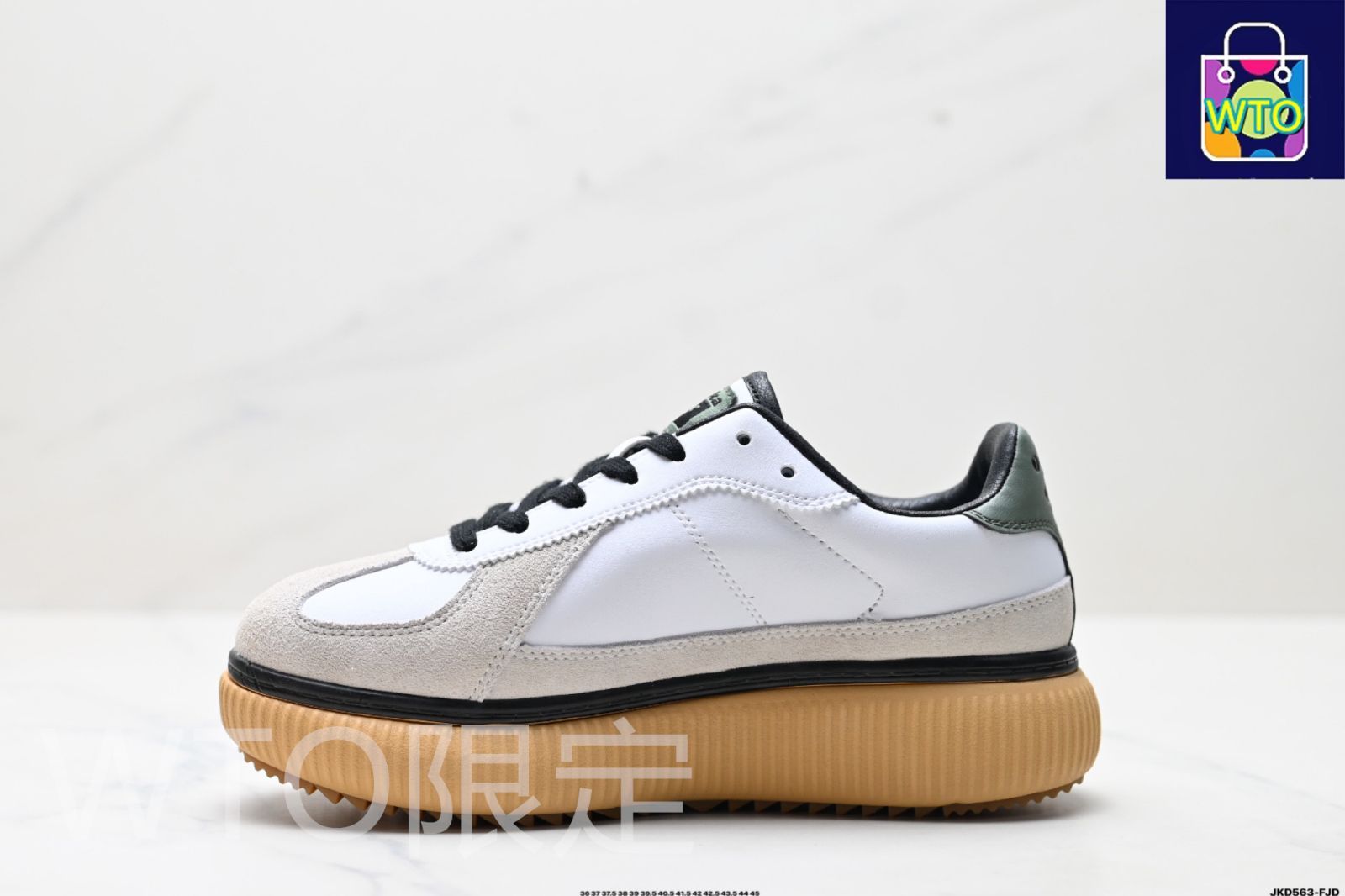 Onitsuka Tiger（オニツカタイガー）Delecity 厚底（チャンキーソール