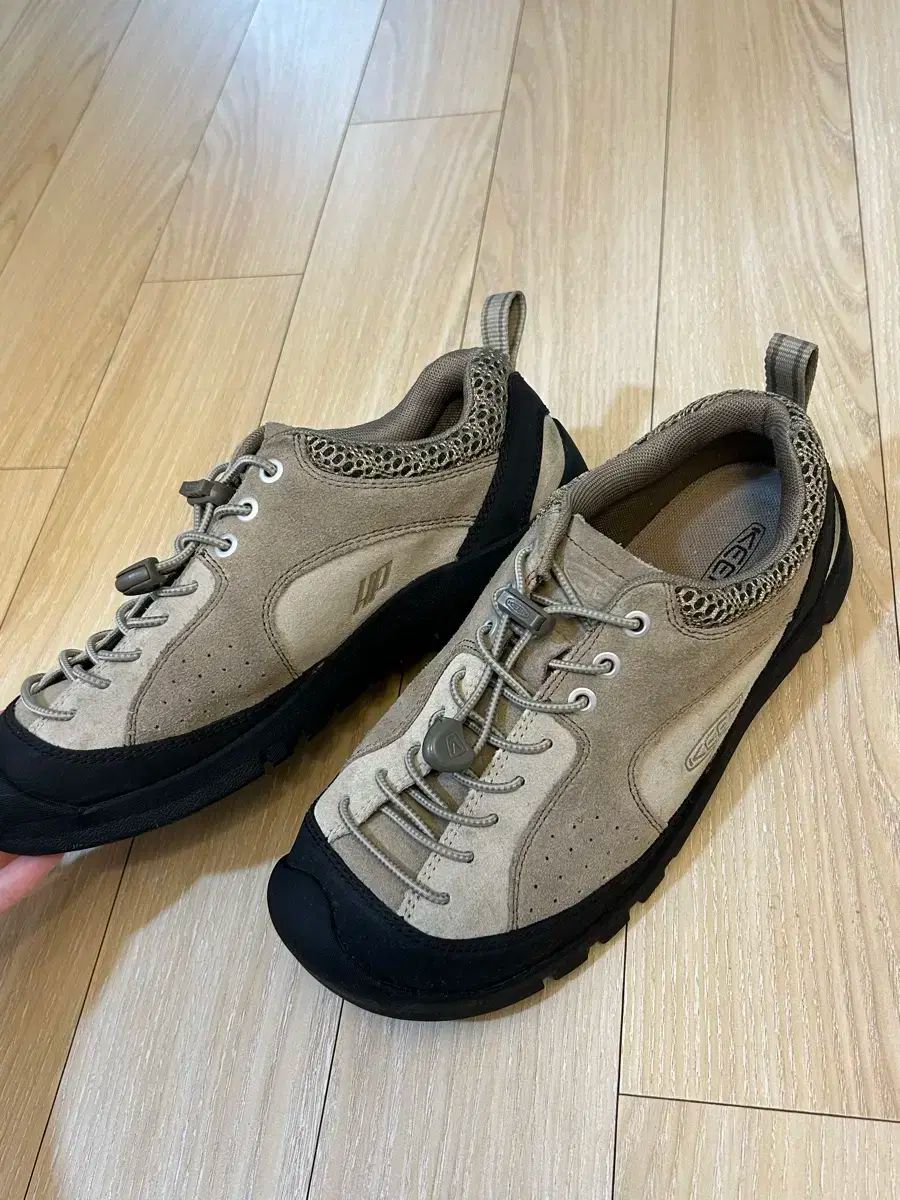 250 240 キーン ハイキング パトロール ジャスパー ロックス SP クーバン ベージュ