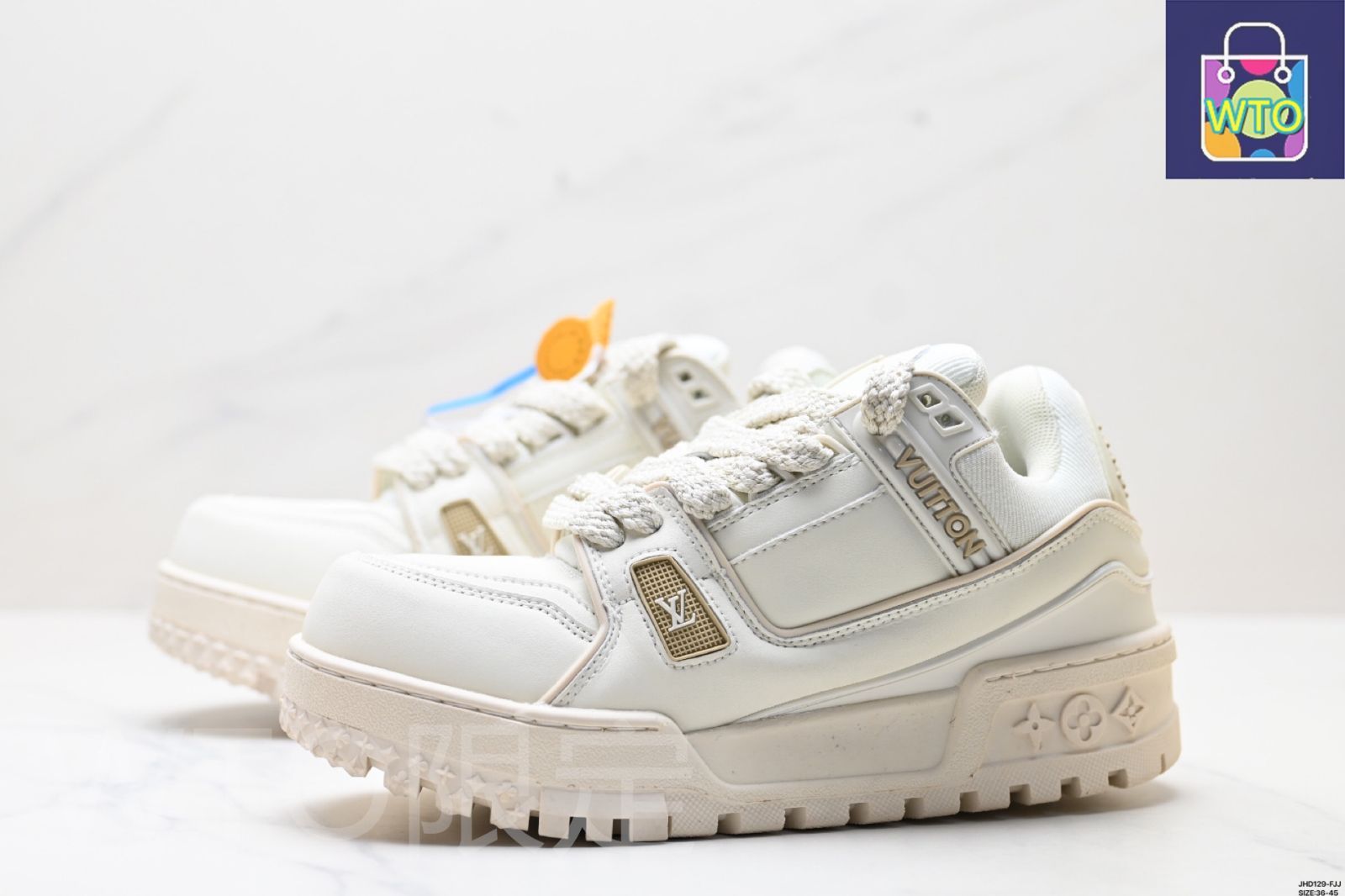 ブランドニュー）LV（ルイ・ヴィトン）Louis Vuitton Trainer Sneaker