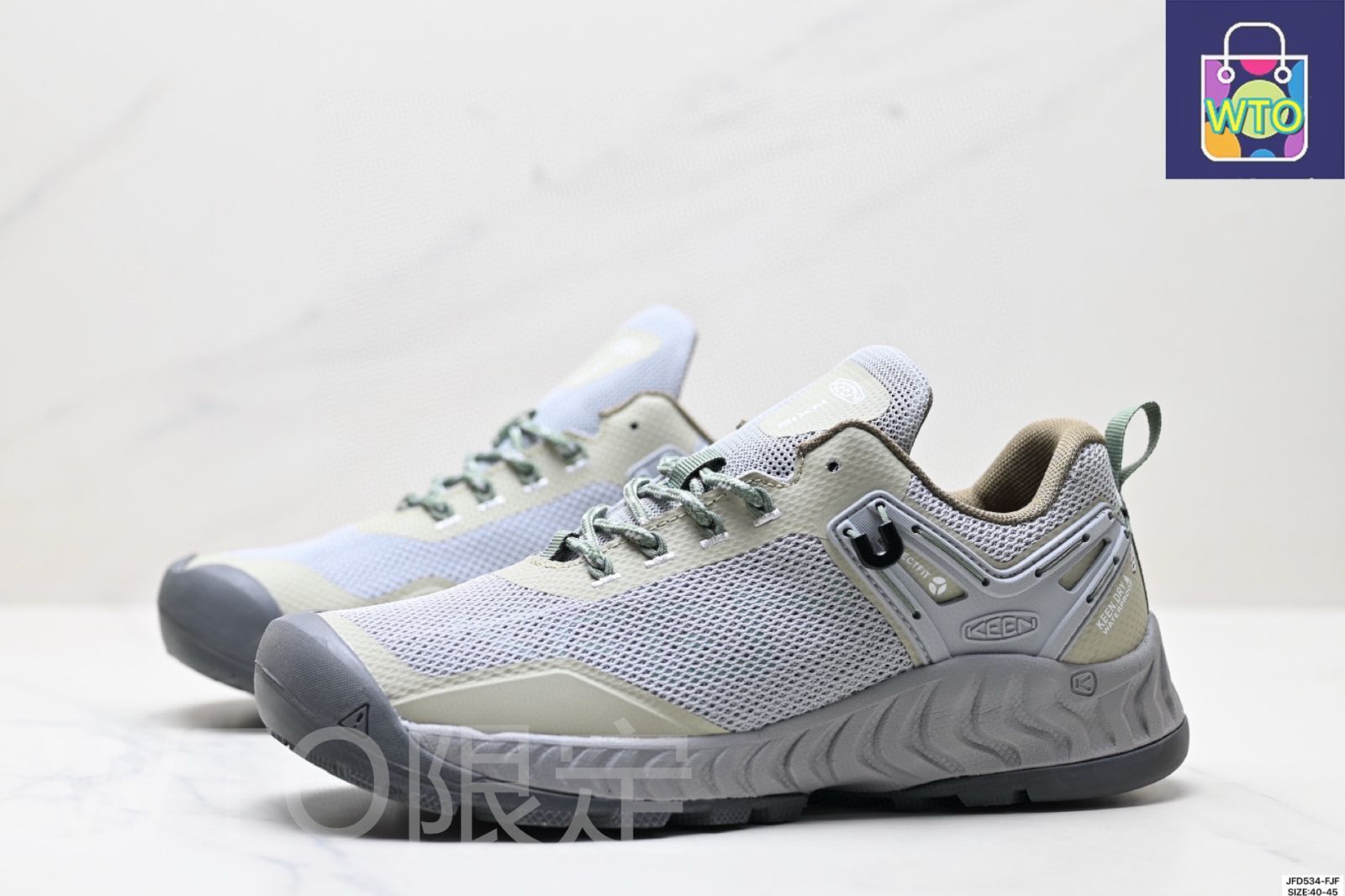 KEEN コーン NXIS EVO WP アウトドア スポーツ用 ロートップ 防水通気