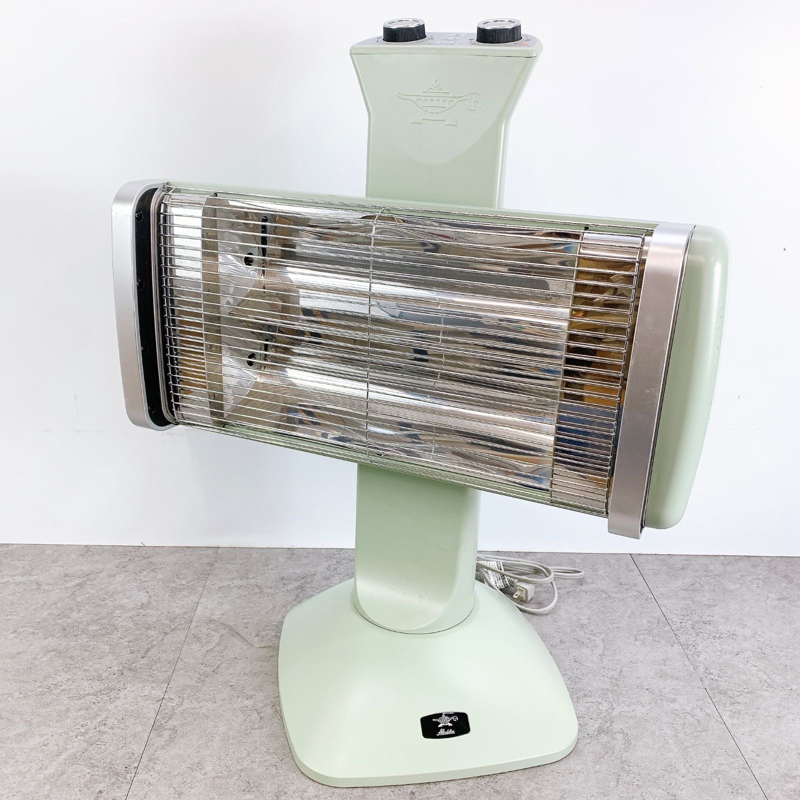 H-135 アラジン 遠赤グラファイトヒーター AEH-2G10AJ グリーン 動作品