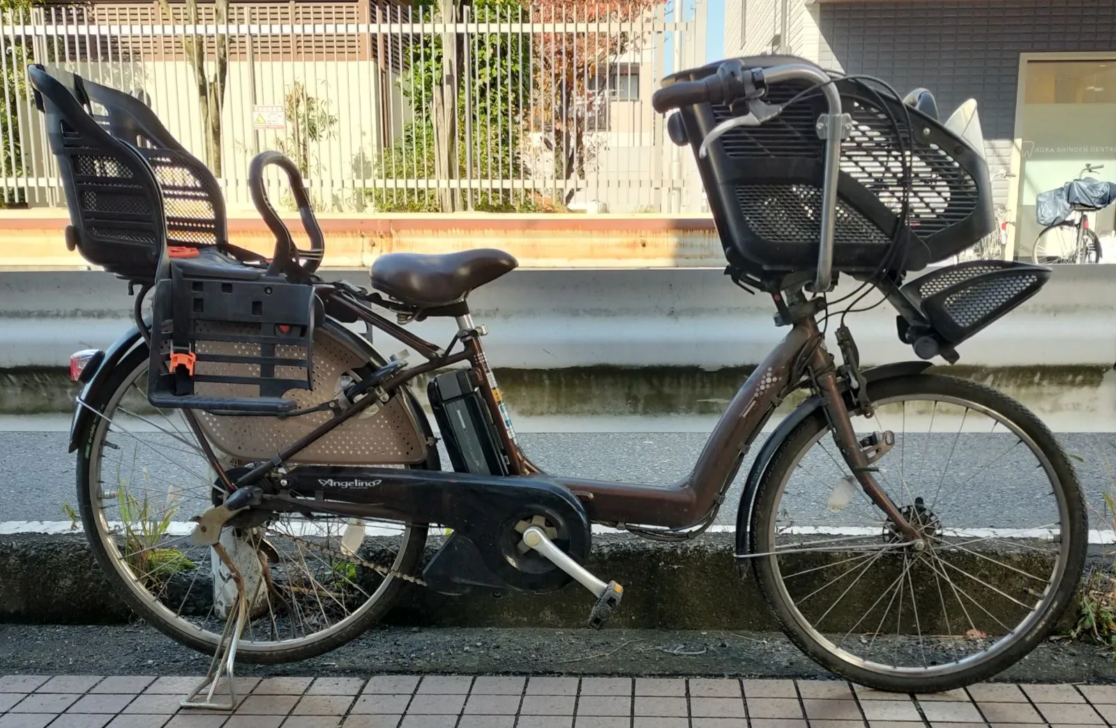 お話中 ブリヂストン電動自転車 ジャンク品 ブリヂストン、走行中に 