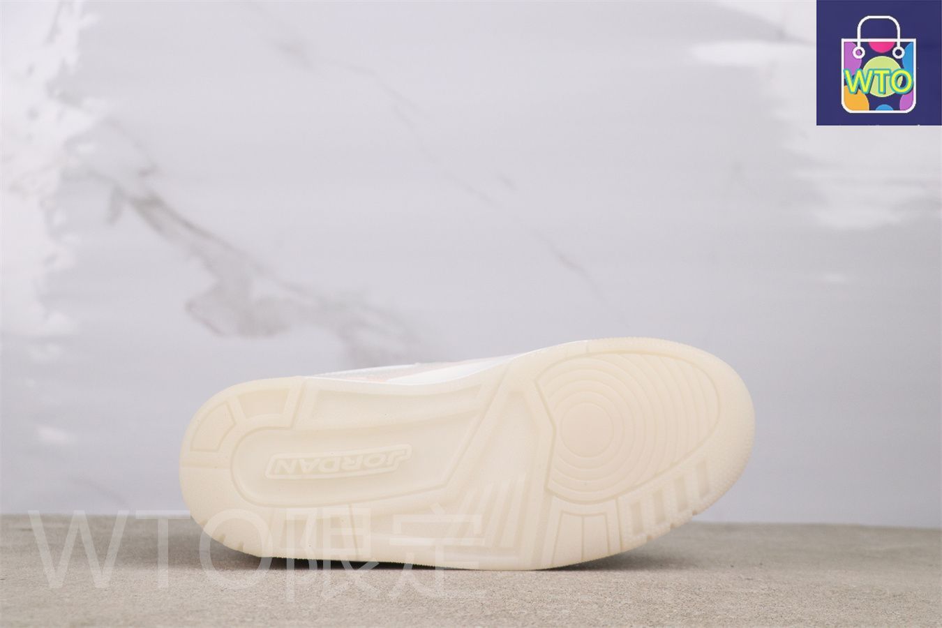 ナイキ ウィメンズ