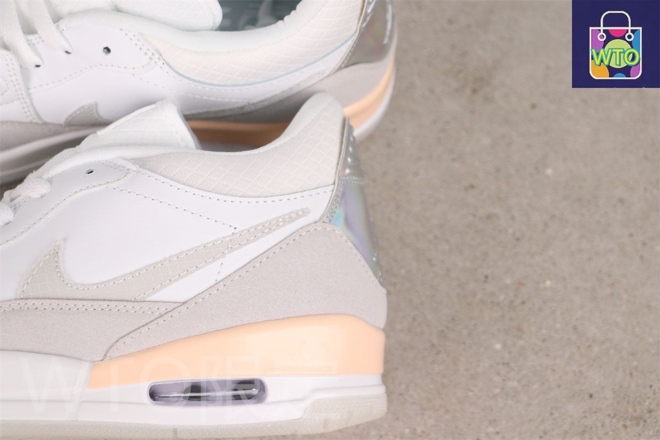 イヤーオブザスネーク HF