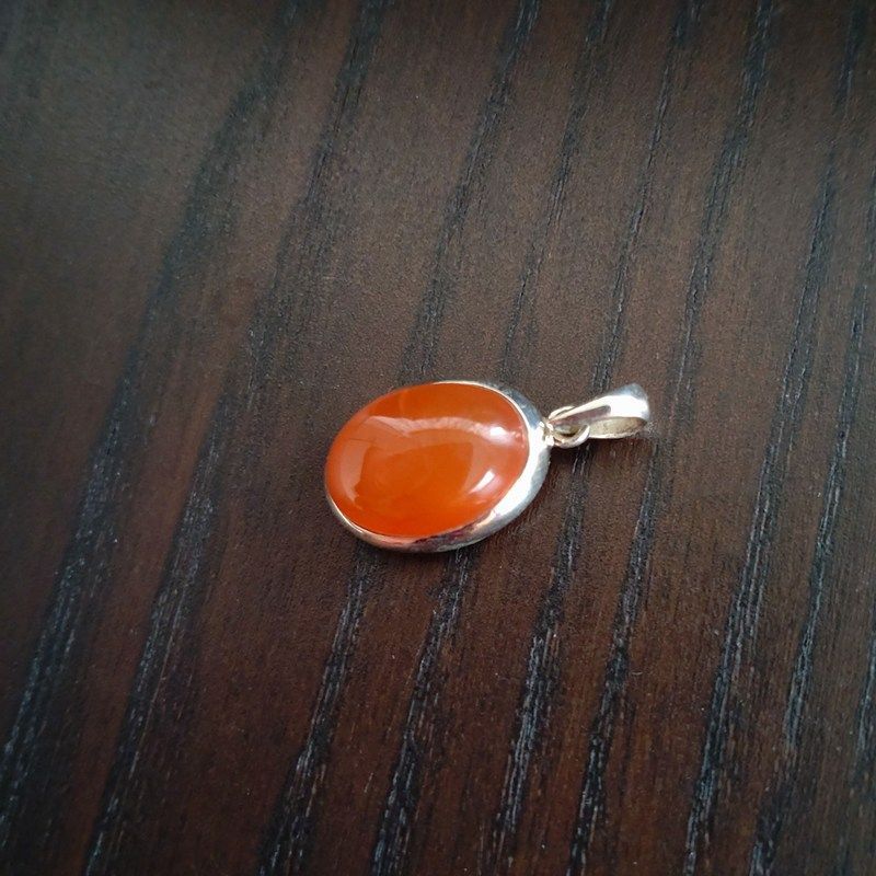 オーバル型ペンダントトップ