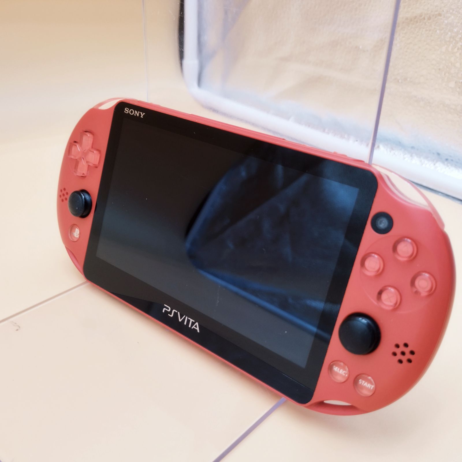 D 9023 PCH 2000 PSVITA オレンジ 16 GBメモリ付き