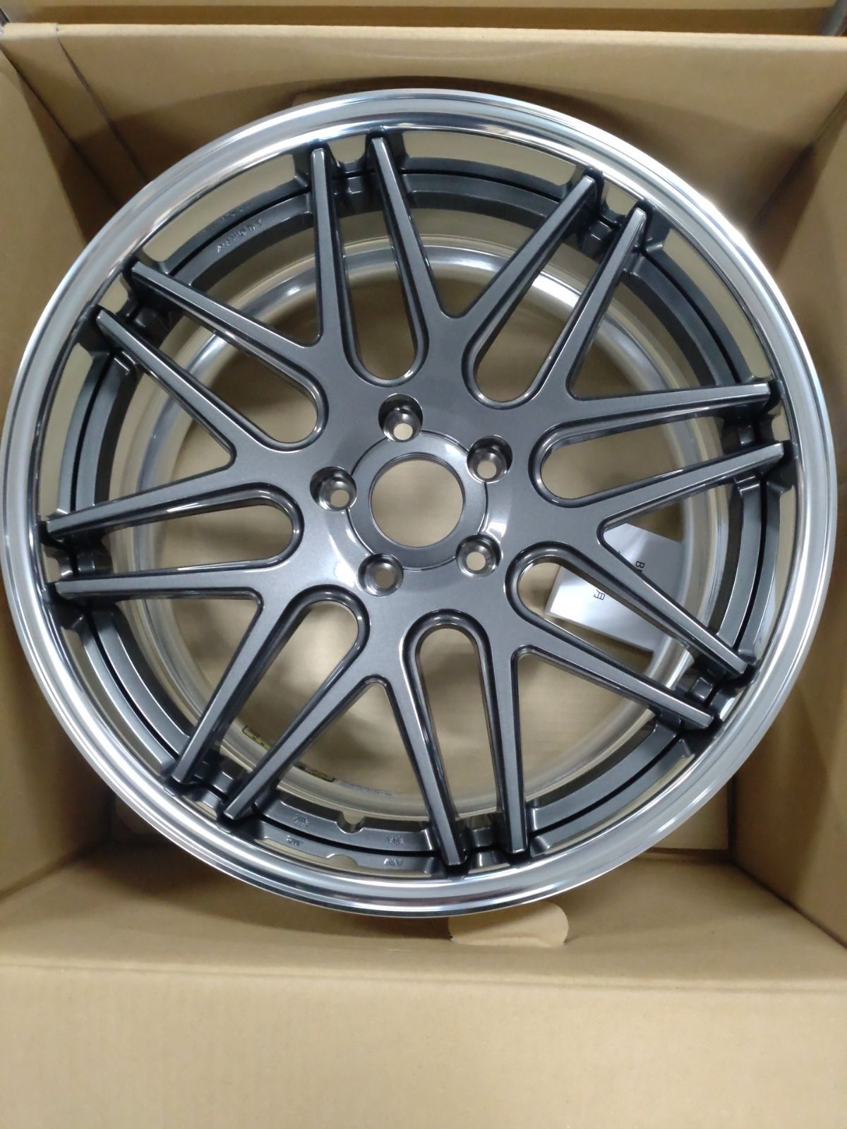 未使用♪ WORK グノーシス CV202 （GD2Y） 20インチ F9J＋28