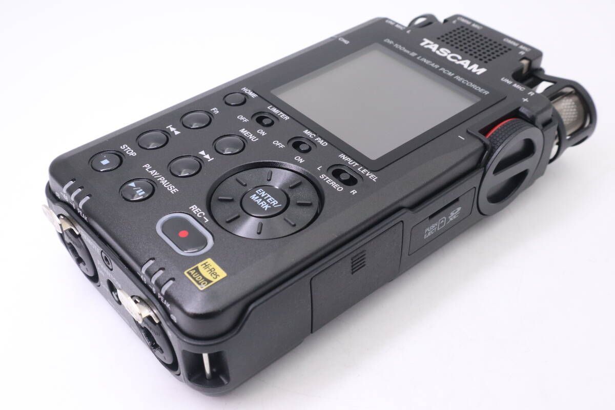 Adaptor ブラック