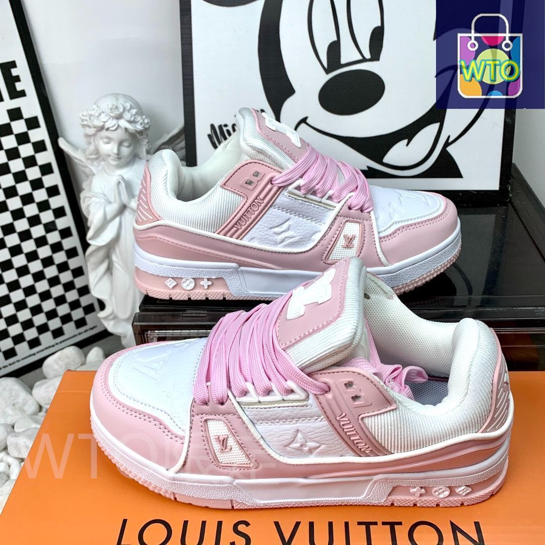 未使用 ヴィトン パイソン レザー ロゴ スニーカー ピンク LOUIS VUITTON Trainer レザーカジュアルロートップファッション