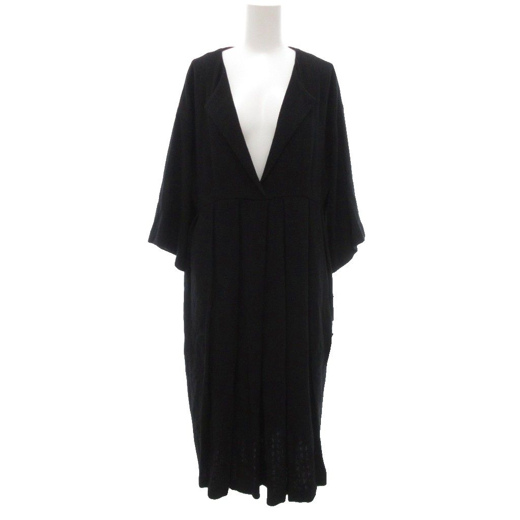 コラム COLUMN タグ付き オープンフロントネック クラシカル タック