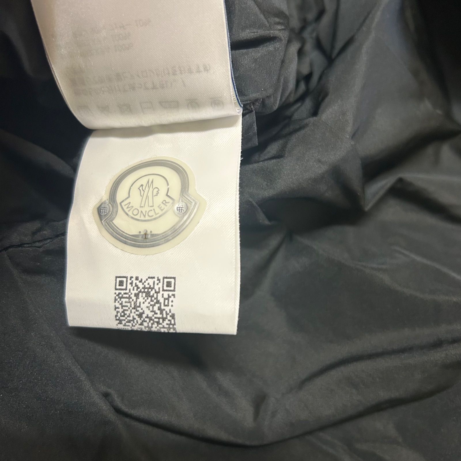極美品】 【ハンガー付き】MONCLER モンクレール ダウンジャケット 