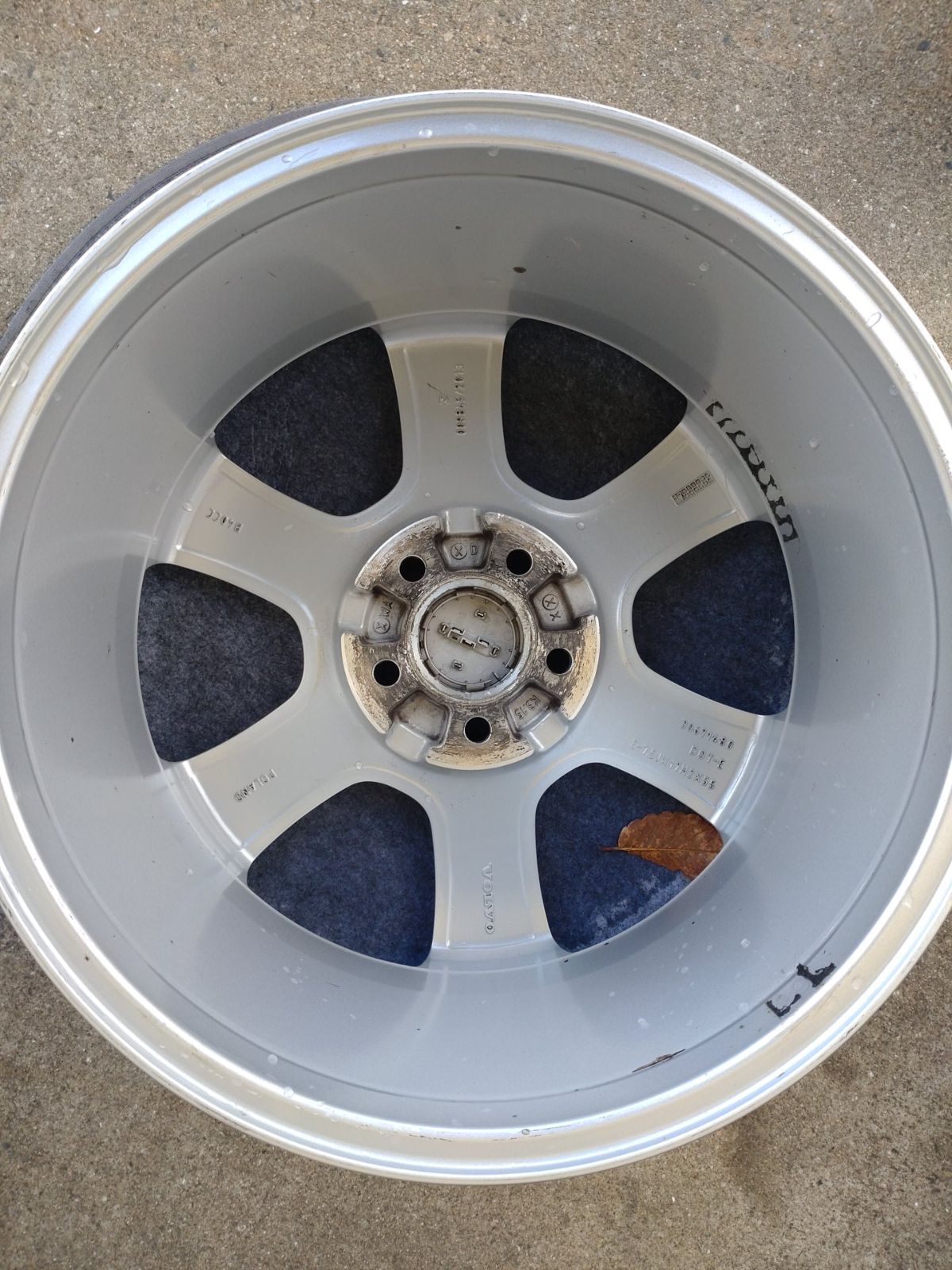  VOLVO ボルボ XC 60 アルミホイール 17インチ 17 7 5 J 55 PCD 108 H ハブ径Φ63 4本セット 17インチ ホイール