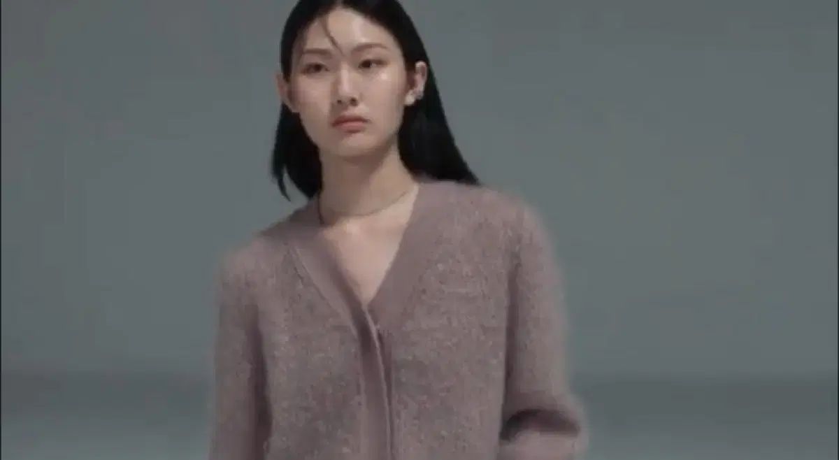 AMOMENTO モヘア ダスト ピンク カーディガン