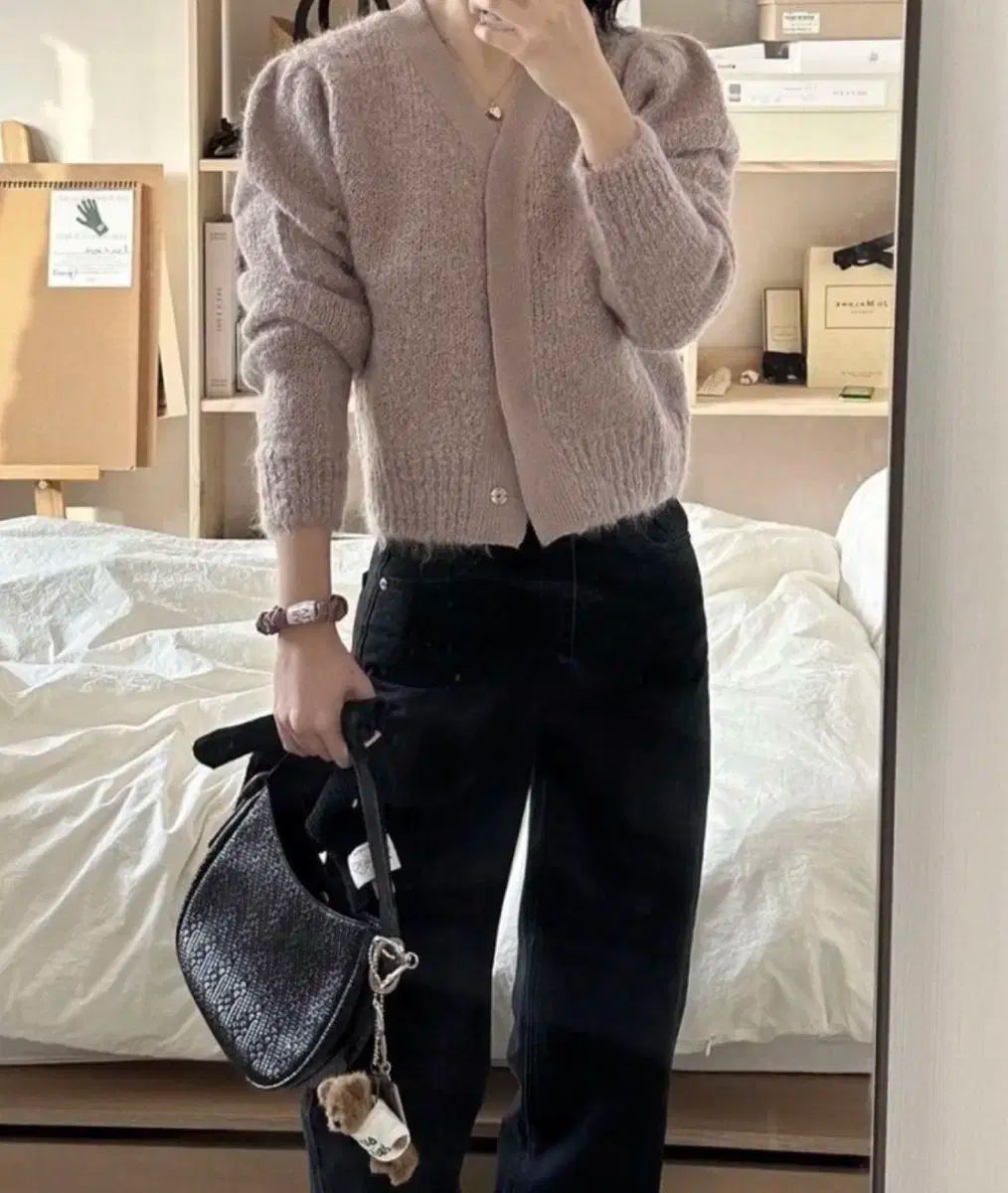 ピンク カーディガン