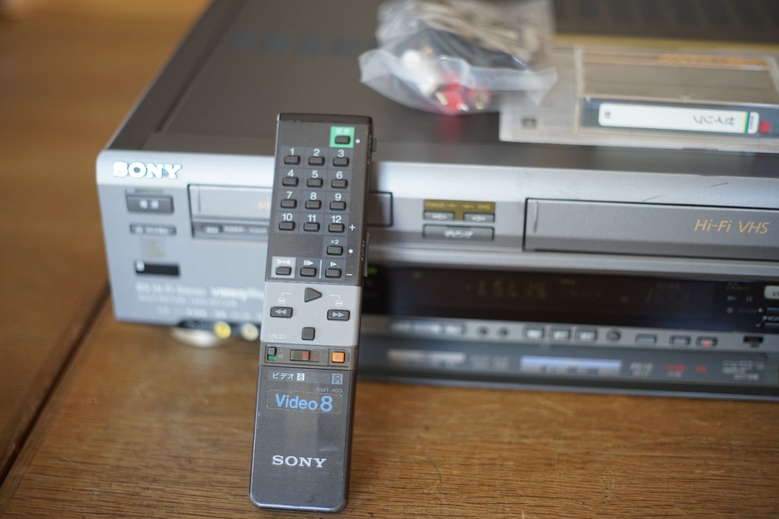 動作保証あり SONY WV-BW2 HI8 VHS 8ミリビデオデッキ - メルカリ