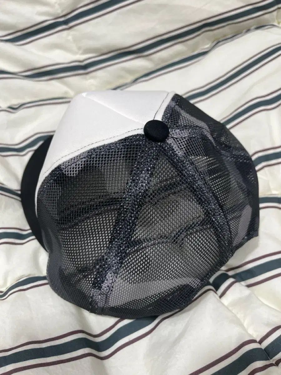 A BATHING APE アベイシングエイプ 最高 COLOR カモフラ メッシュ