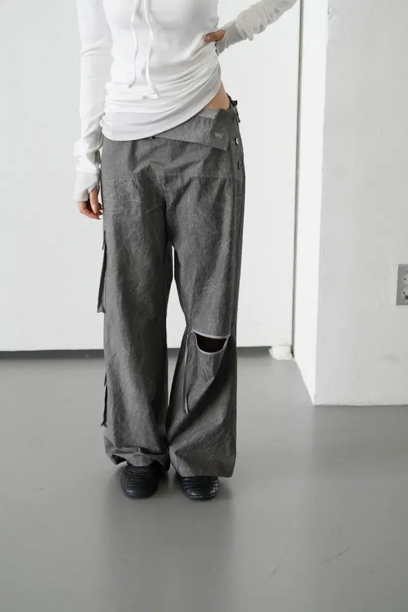 インアンドヤンインハ カーゴ スリム パンツ サイズ1