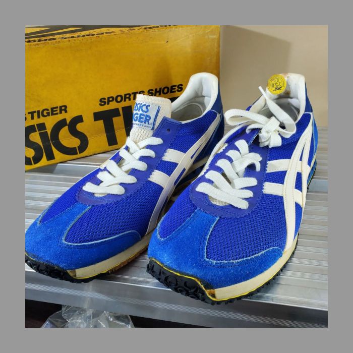 【お店フォローで割引クーポン発行中！】【コレクターズアイテム！】1981 asics TIGER
