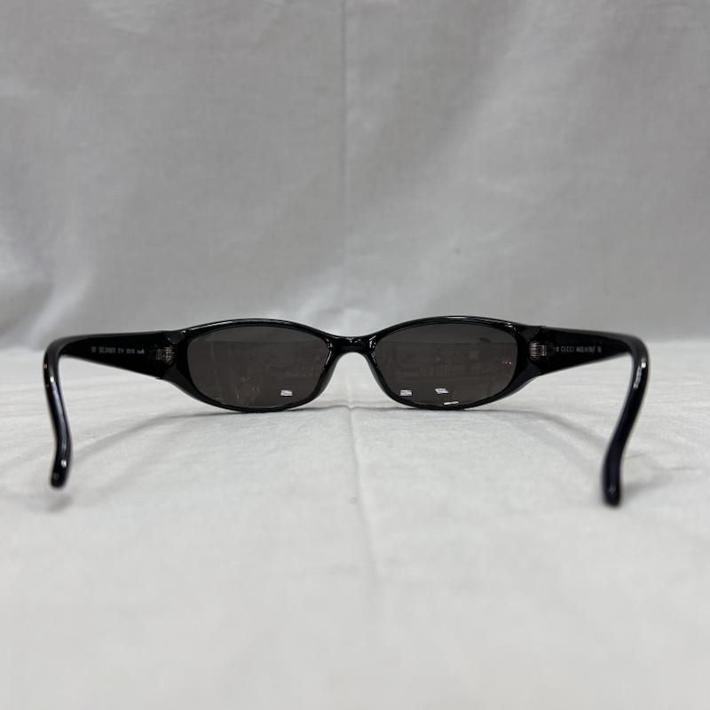 スクエアサングラス