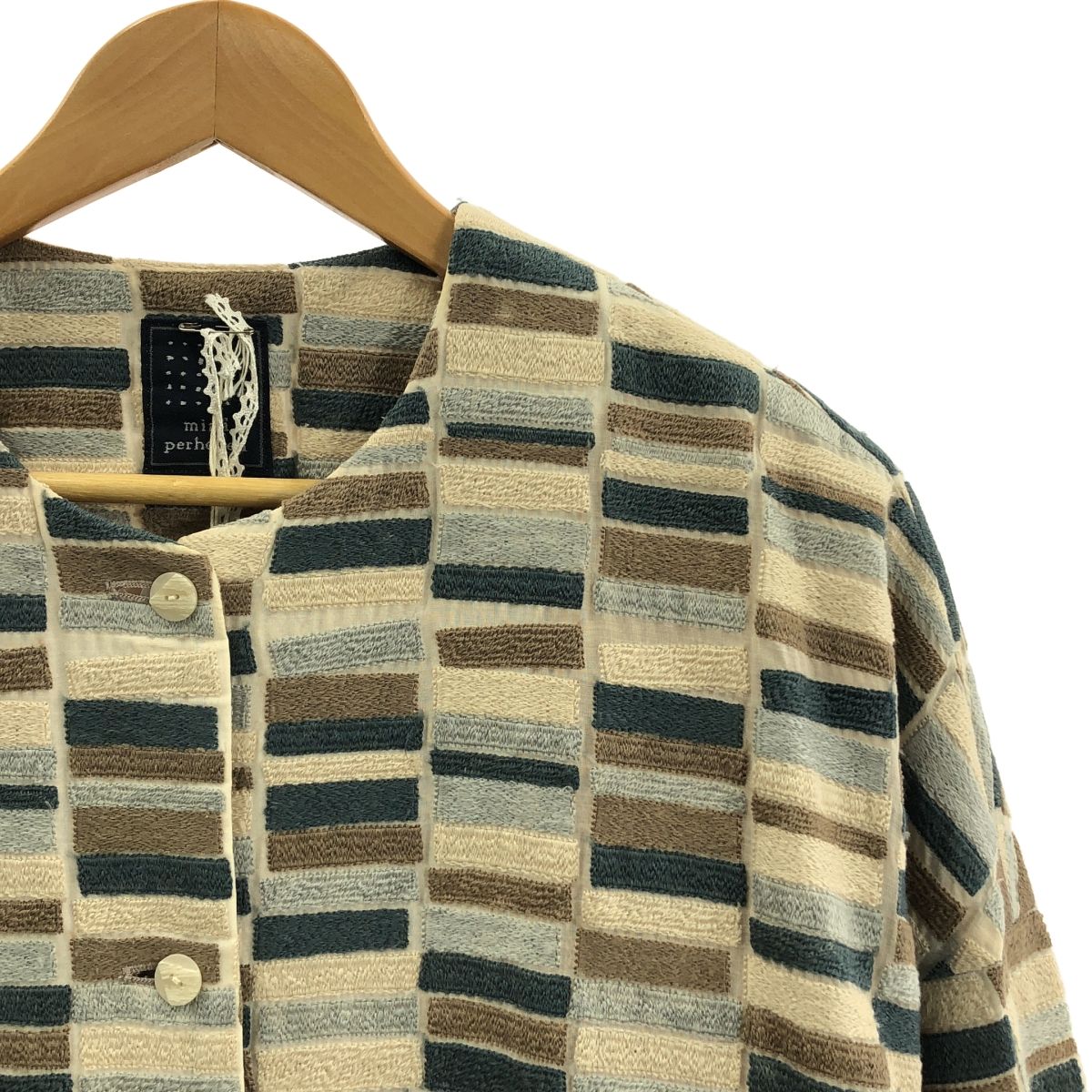 mina perhonen / ミナペルホネン | lake ノーカラー ハーフコート | 36