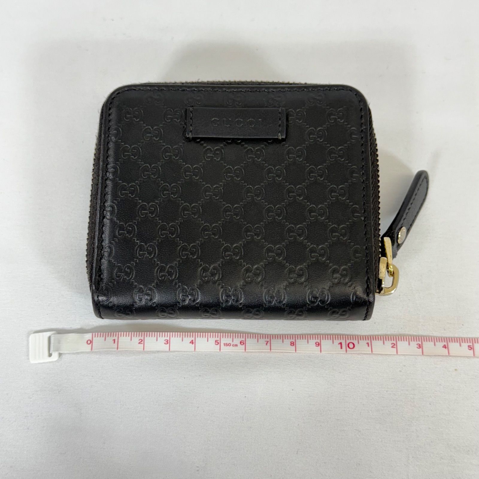 【人気・美品】Gucci グッチ マイクロ シマ ラウンドジップ コンパクト ウォレット 二つ折り 財布 449395 ブラック 黒色 レザー 本革 箱付き ゴールド金具 金色 メンズ レディース ユニセックス