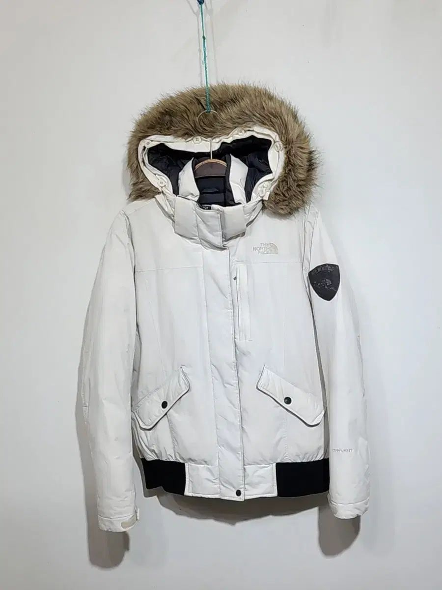 M THE NORTH FACE ザノースフェイス マクマード ダウンジャケット 白 グースダウン ファー ジャケット