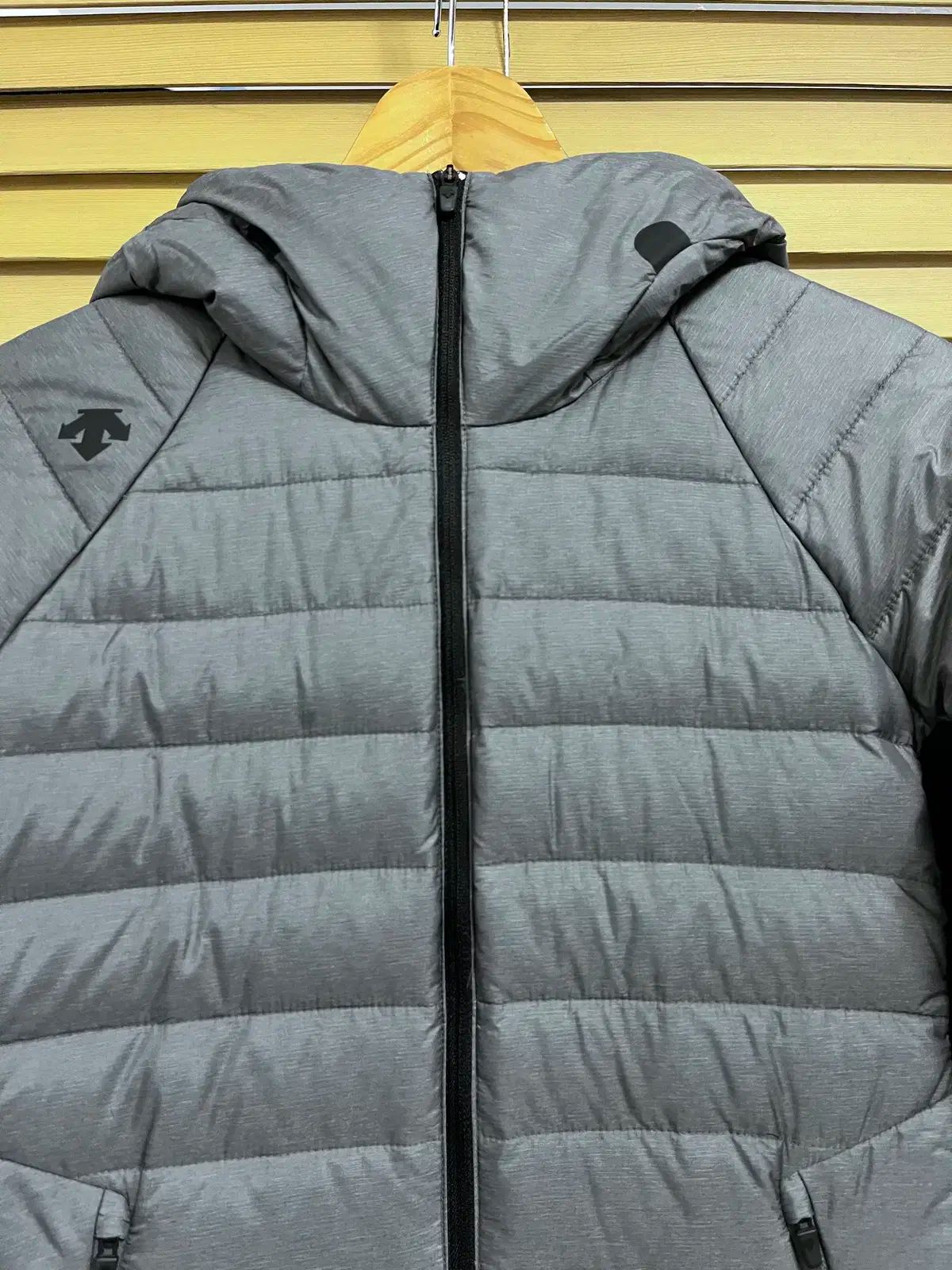 デサント レディース グレーグースダウン フーディー ダウンジャケット M サイズ