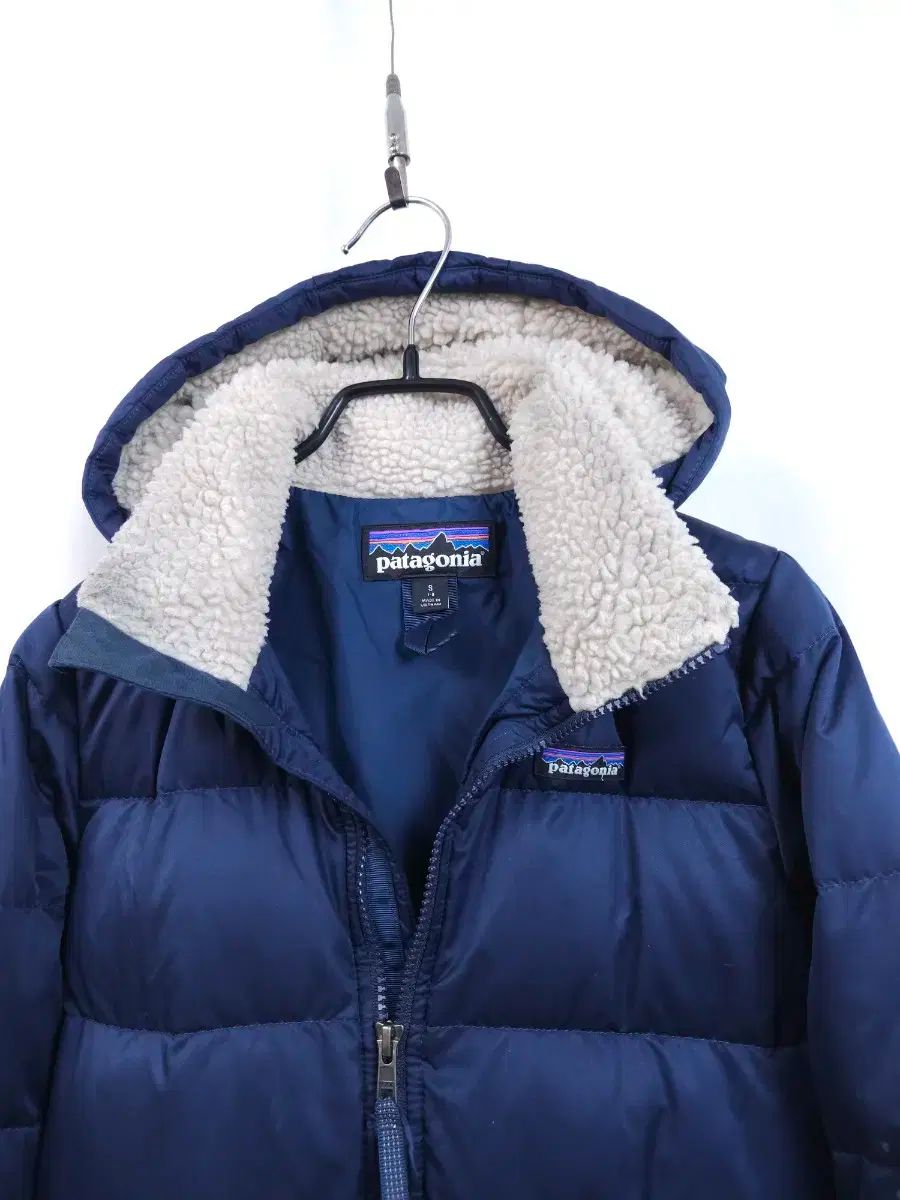 パタゴニア キッズ フリース 裏地 ダウン 7-8歳