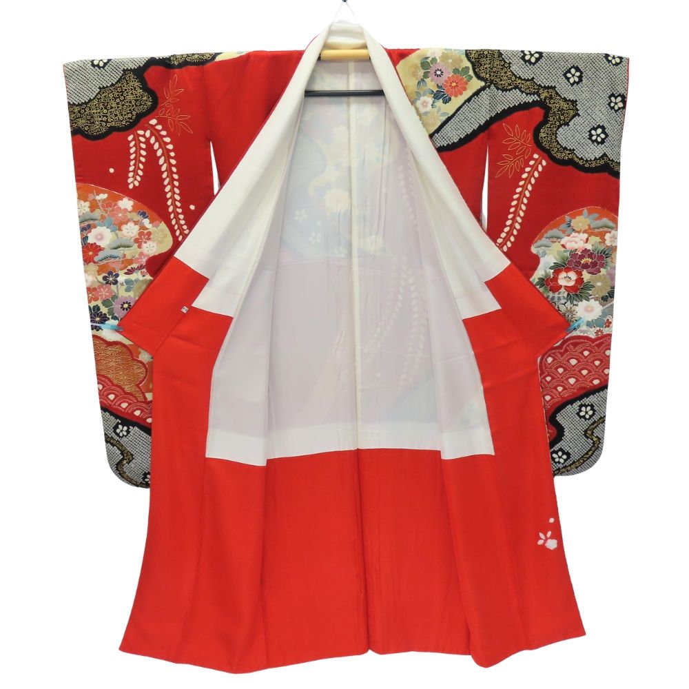 中古】 振袖 金駒刺繍 桶絞り 正絹(金銀糸除く) レッド ブラック