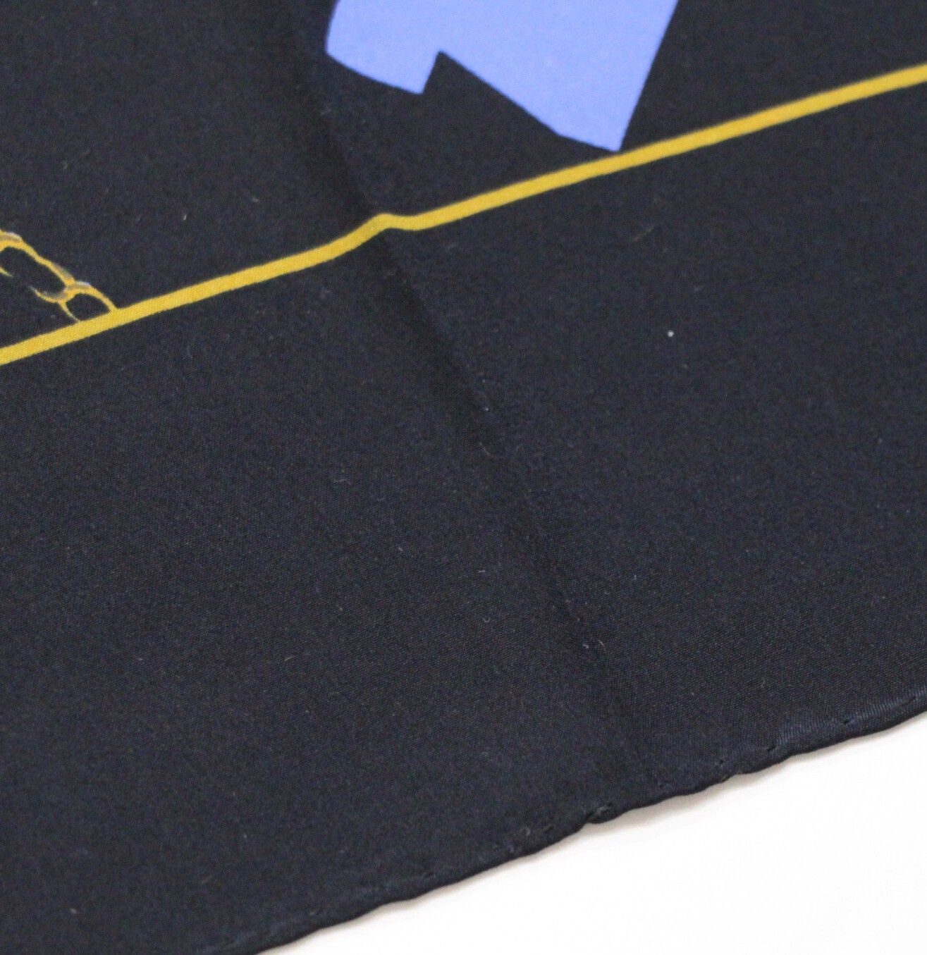 シャネル CHANEL ヴィンテージ 大判スカーフ マドモアゼル マトラッセ シルク100％ 黒 青 72501