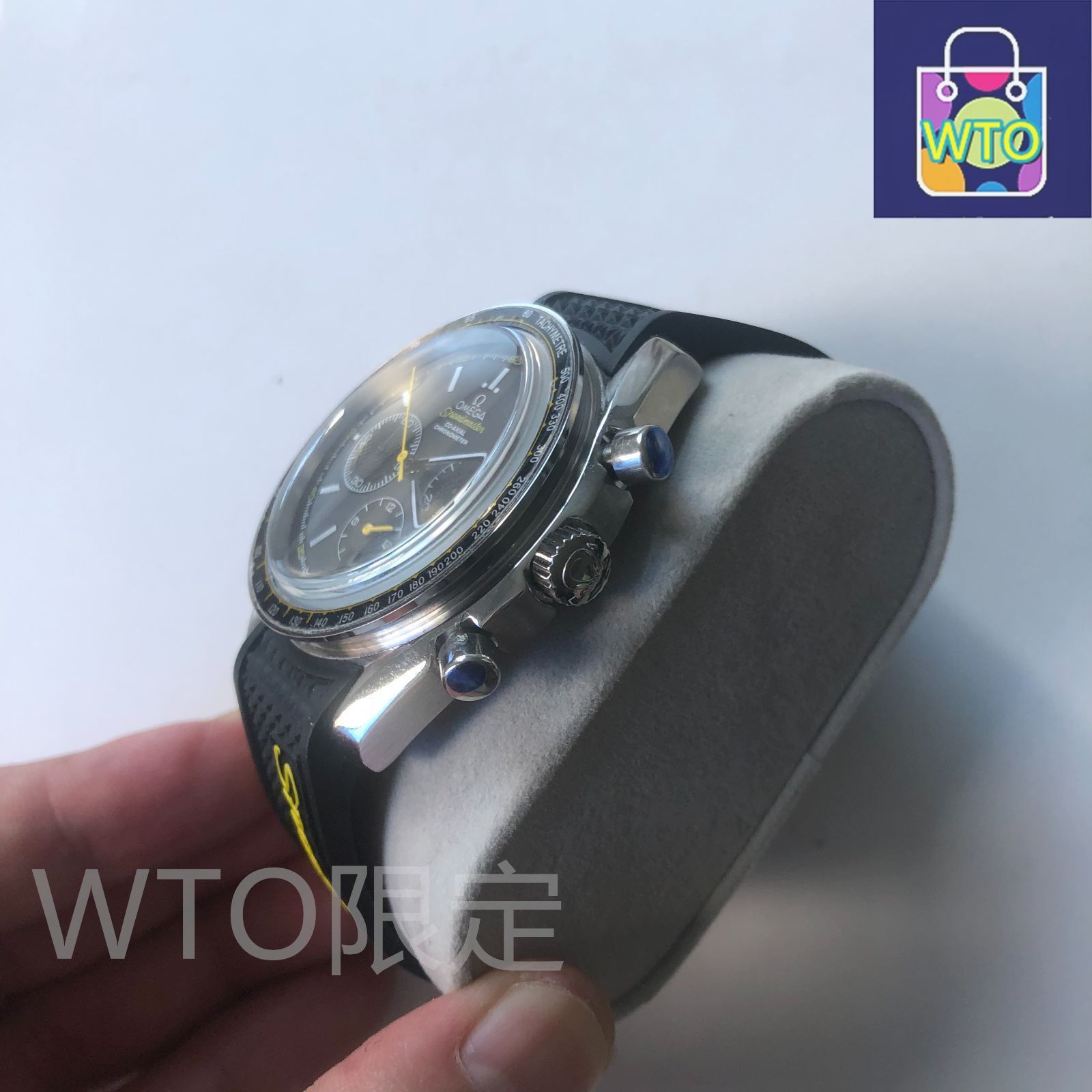 ご 大 です スピードマスターレーシング 326 32 40 50 06 001 自動巻き WTO輸入1