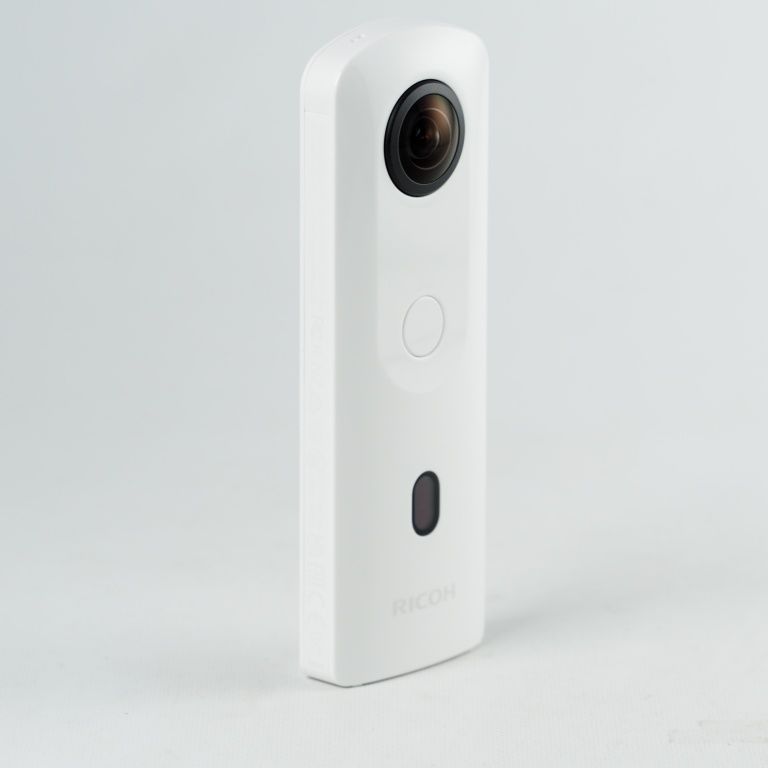 RICOH THETA SC2 WHITE ホワイト 360度全天球カメラ 360°手振れ補正