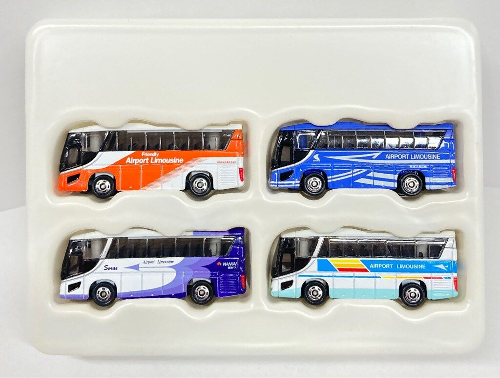 トミー トミカギフトセット/中国製 エアポートリムジンバスセット ST07