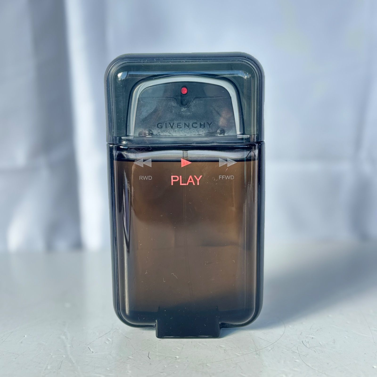 ジバンシイ ビューティー プレイ インテンス オード トワレ 50 ml メンズフレグランス