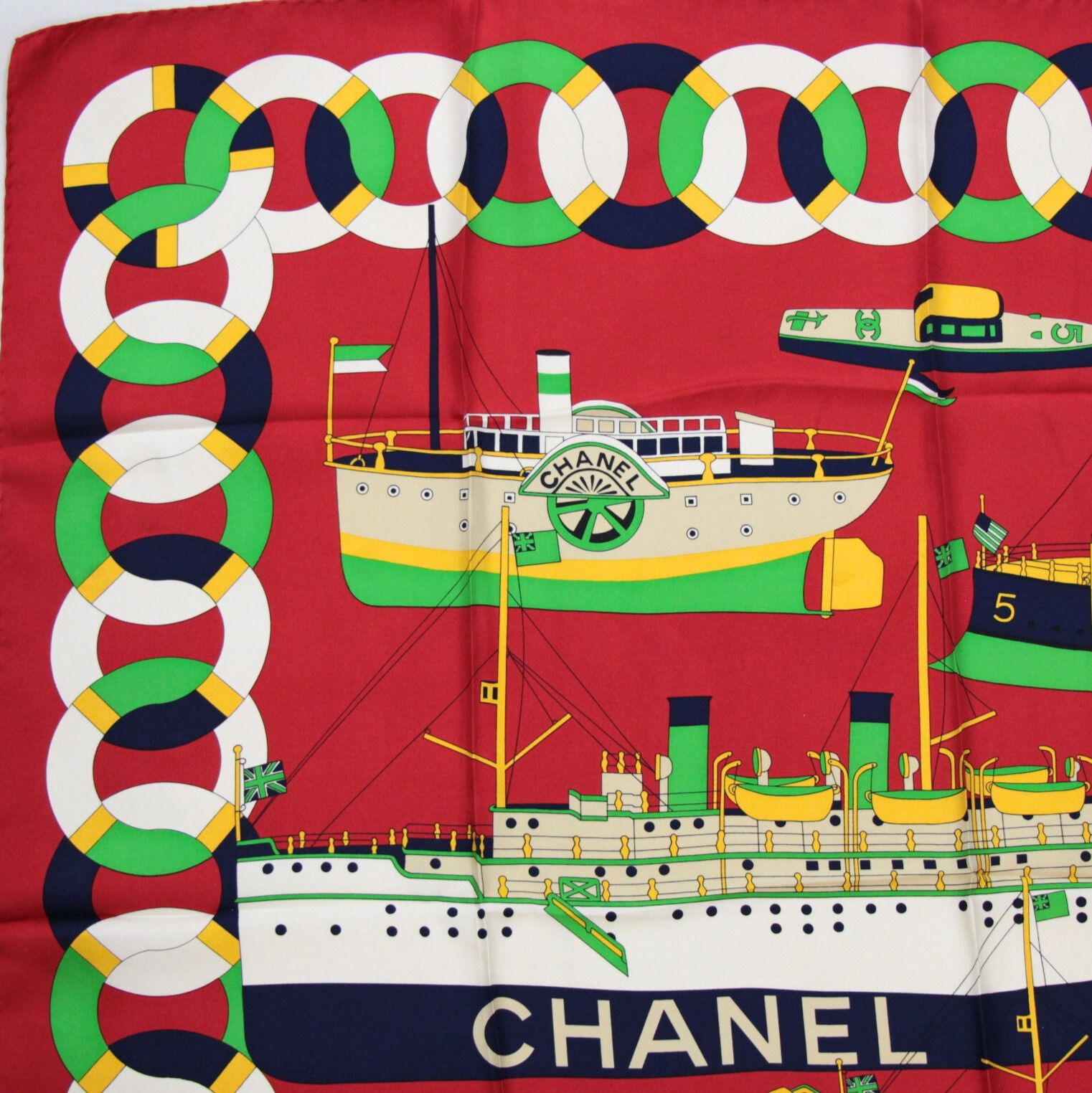 シャネル CHANEL ヴィンテージ 大判スカーフ 蒸気船 シルク100％ 赤系 72493