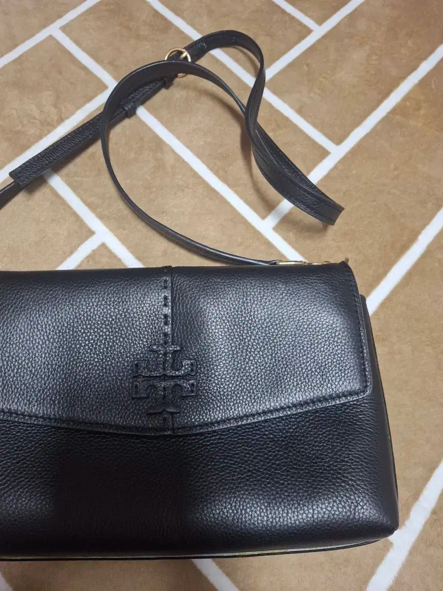 み トリーバーチ タッセル クロスバック