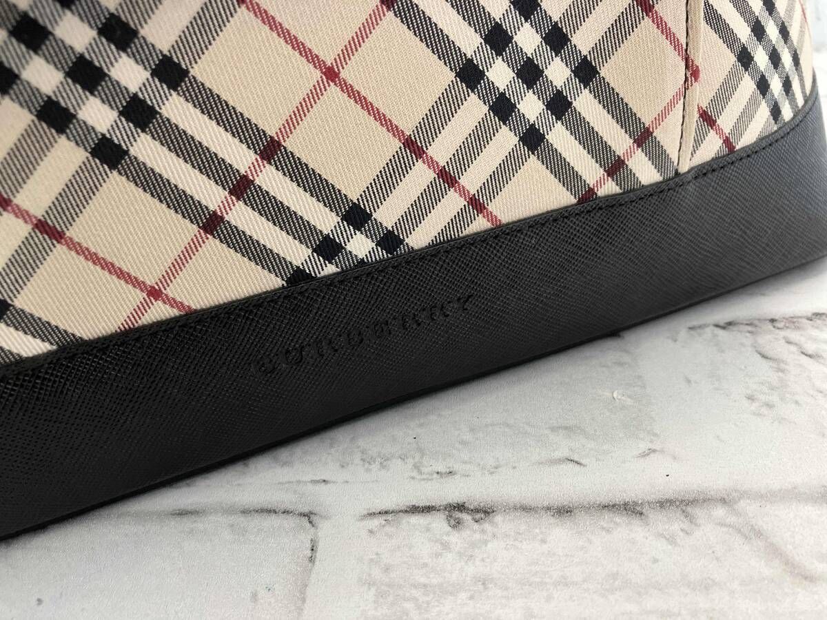 ベージュ×ブラック 一部レザー