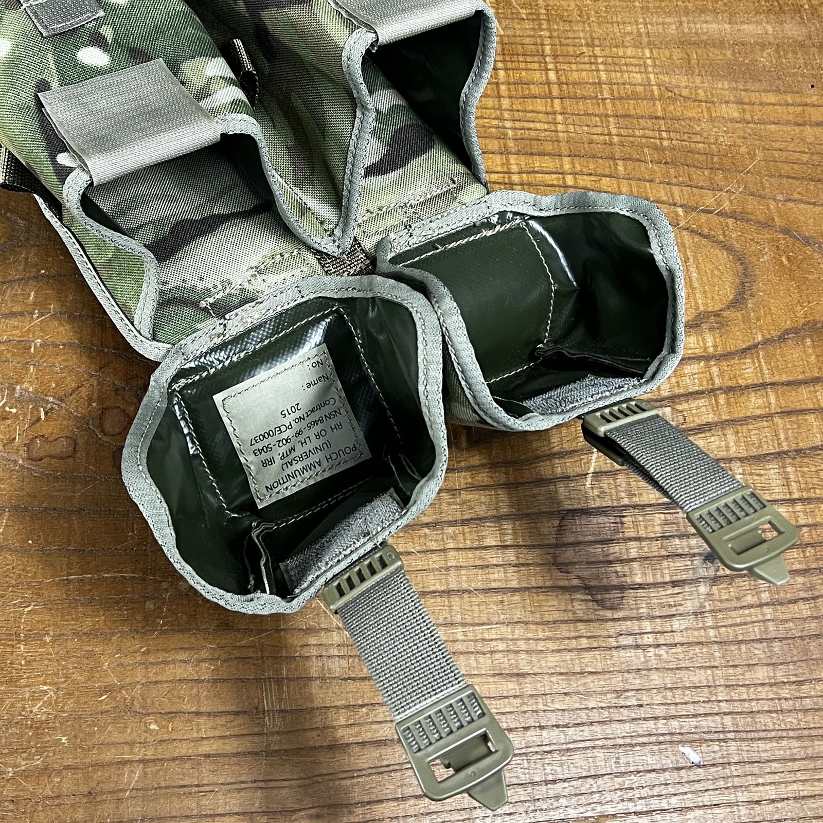 イギリス軍放出品 ダブルマガジンポーチ PLCE装備 ベルクロ式フラップ