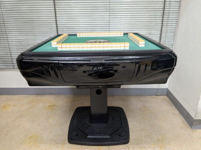 【メルカリ】全自動麻雀卓 アモス ミニミニ 全自動麻雀卓 アモス ミニミニ - メルカリ