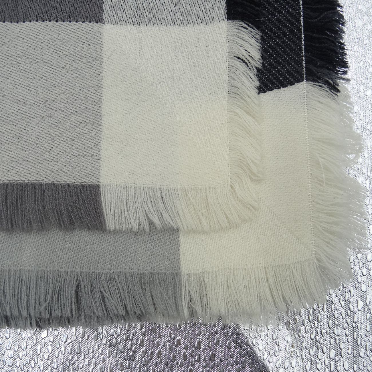 イヴサンローラン Yves Saint Laurent 大判 ストール - メルカリ