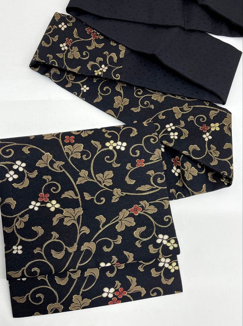 西陣織 弥栄織物 九寸名古屋帯 唐草模様 未使用品 正絹 D180 - メルカリ