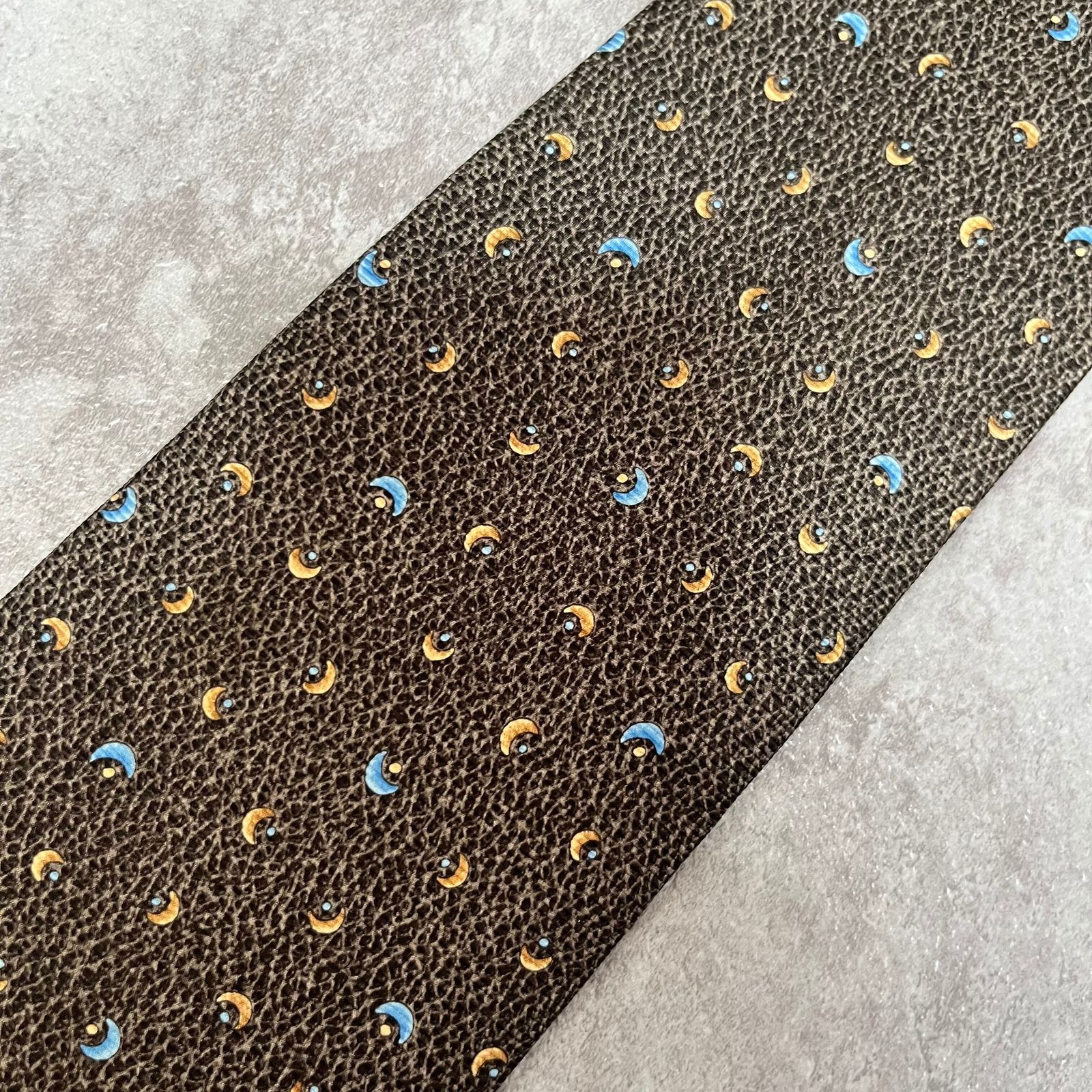 未使用タグ付　ブルガリ　ネクタイ　グレー　セッテピエゲ 未使用タグ付 ブルガリ ネクタイ グレー セッテピエゲ 2025年最新