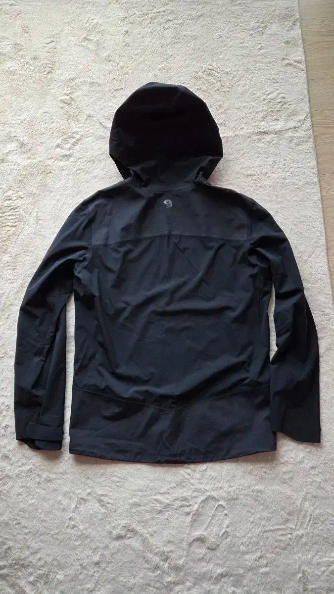 マウンテンハードウェア ブラック ウィンドブレーカー ジャケット