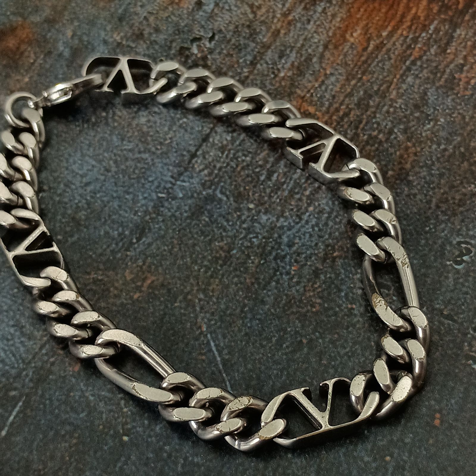 VALENTINO シルバーブレスレット Valentino ヴァレンティノ Vロゴ シグネチャー ブレスレット 喜平