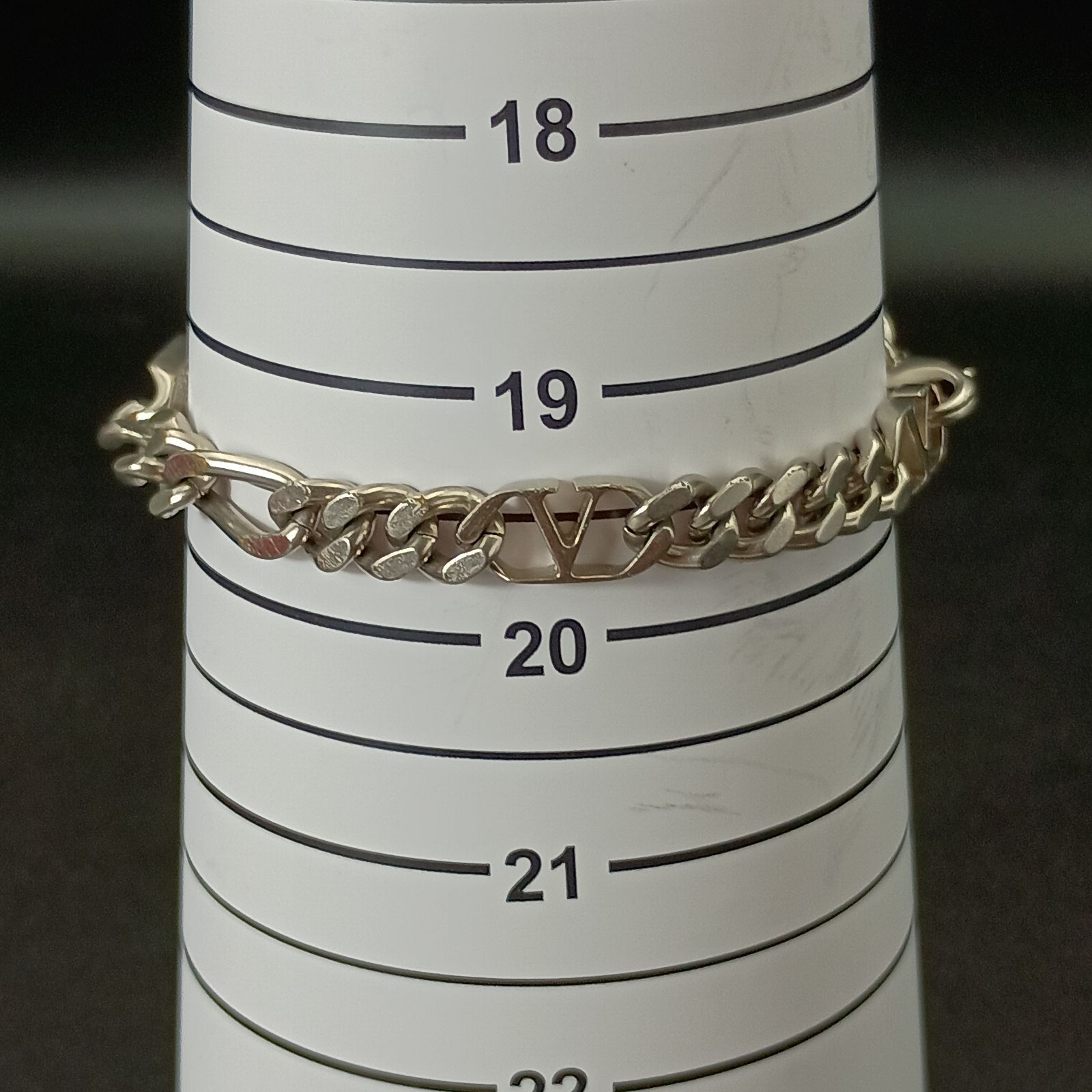 Valentino ヴァレンティノ Vロゴ シグネチャー ブレスレット メンズ